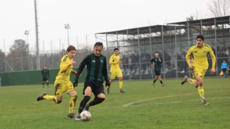 Kocaelispor U19 takımı Fenerbahçe'yi 3-2 mağlup etti