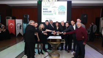 Nilüfer Halk Dansları Topluluğu 25'inci yılını görkemli balo ile kutladı