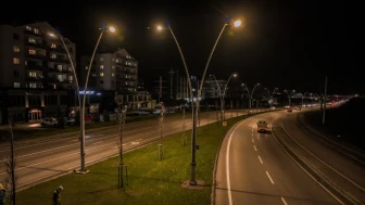 Bursa'da Çalı Yolu büyükşehir belediyesi tarafından aydınlatıldı