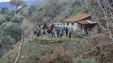 Aydın'da zeytin toplama işçilerini taşıyan araç uçuruma yuvarlandı: 1 ölü, 4 yaralı