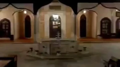 Bursa’da Emirsultan Camii’nin kubbesine yıldırım düştü