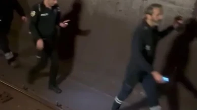 Kadıköy metrosunda intihar girişimi sonrası yolcular raylarda yürüdü