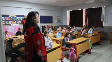 Kartepe’de öğrencilere afet bilinci eğitimi ve tatbikatı yapıldı