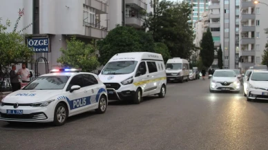 Adana'da İlyas Ünalan otomobilinde darp izleriyle ölü bulundu