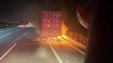 Osmaniye'de makarna yüklü tırda çıkan yangın itfaiye tarafından söndürüldü