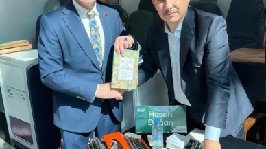 Cumhurbaşkanlığı özel kalem müdürü Hasan Doğan’dan Abbas Gündüz’e imzalı kitap