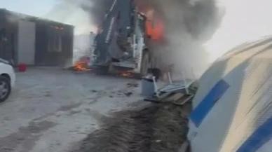 Operatör Özkan Oluç yanan konteyneri uçurumdan iterek yangını Antakya'da durdurdu