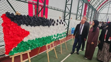 Balıkesirli öğrenciler Filistin ve Gazze için resim sergisi açtı