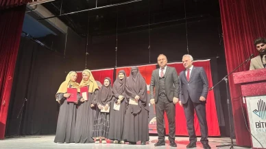 Bitlis'te İmam Hatip Okulları kuruluş yıldönümü ve hafızlık belge töreni kutlandı