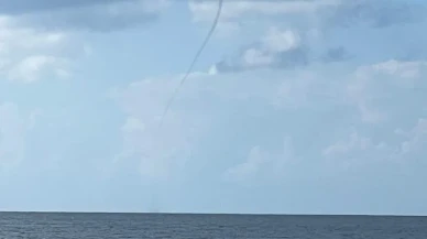 Alanya açıklarında hortum oluştu tatilciler şaşkınlıkla izledi