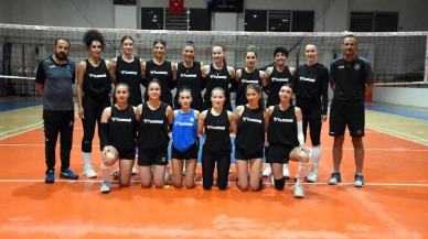 Diyarbakır Büyükşehir Belediyesi kadın voleybol takımı 1. Lig’de ilk maçına hazır