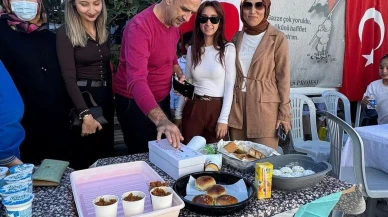 Çeşme Namık Kemal İlkokulu öğrencileri Gazze için yardım etkinliği düzenledi.