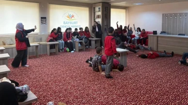Bayburt'ta öğrenciler Gençlik Merkezi'nde keyifli bir gün geçirdi