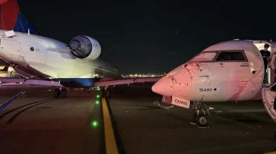LaGuardia Havalimanı'nda Delta Air Lines uçakları taksi sırasında çarpıştı