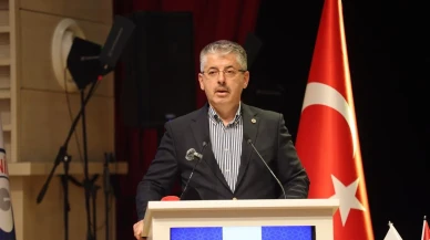 Erciyes Üniversitesi mezunları yıllar sonra Kayseri’de buluştu