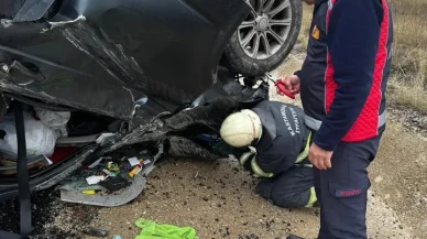 Kastamonu'da hafif ticari araç takla attı, sürücü yaralandı