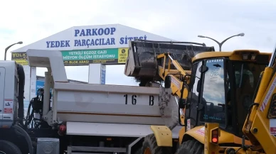 Nilüfer Belediyesi Beşevler Sanayi Sitesi'nde kapsamlı temizlik yaptı