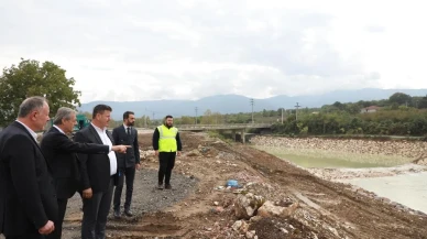 Akyazı'da Kızılelma Millet Bahçesi ve Yahyalı Bağlantı Yolu projeleri ilerliyor