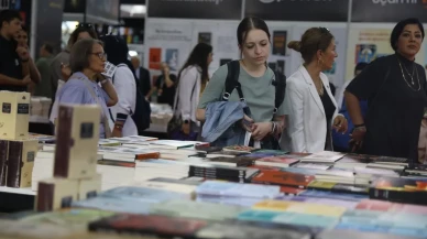 Antalya Kitap Fuarı'nda Zülfü Livaneli okurlarla buluşuyor