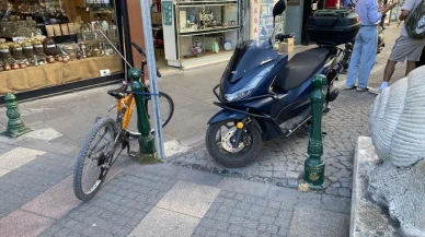 Eskişehir’de motosiklet ve bisiklet yasak levhalarına uyulmuyor