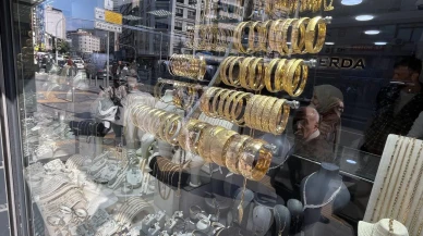 Altın fiyatlarındaki artış vatandaşları gümüşe yönlendiriyor