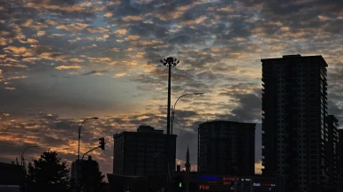 Elazığ'da gün batımında bulutlar görsel şölen oluşturdu