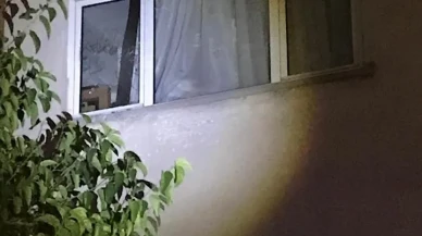 Kimliği belirsiz şahıslar Kayseri’de pompalı tüfekle eve ateş açtı