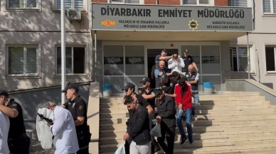 Diyarbakır merkezli 12 ilde silah kaçakçılığı operasyonu ile 78 şüpheli gözaltında