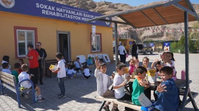 Kahta Belediyesi Hayvanları Koruma Günü’nde öğrencilerle farkındalık etkinliği düzenledi