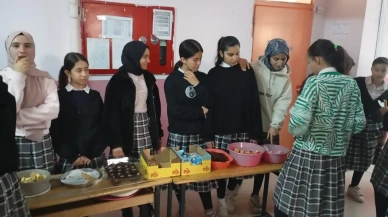 Muradiye Kız Mesleki ve Teknik Anadolu Lisesi öğrencileri Gazze için yardım