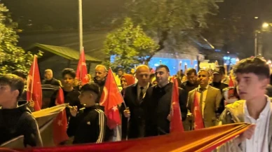 Osmaneli’de 29 Ekim Cumhuriyet Bayramı coşkusu fener alayı ile kutlandı