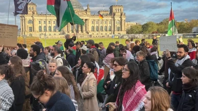 Berlin'de 16 bin kişi Gazze için özgürlük gösterisi düzenledi
