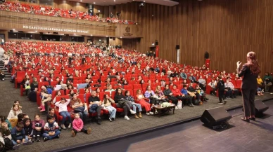 Şermin Yaşar Kocaeli Kitap Fuarı’nda Türkçe’nin özünü köylerde aradı