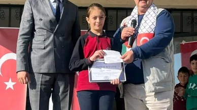 Develi'de Filistinli çocuklar için iyilik manavı programı düzenlendi