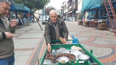 Edirne'de 50 yıldır kestane satarak geçimini sağlayan Yılmaz Erol'un hikayesi