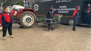 Bursa'nın Mudanya ilçesinde kayıp Alzheimer hastası Mustafa Abi için arama çalışmaları gece de sürüyor