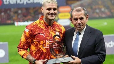 Galatasaray'da Mauro Icardi'nin 100. maçı özel plaketle kutlandı