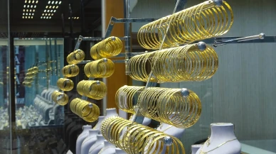 altın yatırımcıları yüzde 98 kazançla gülümserken döviz enflasyonun altında kaldı