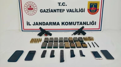 Gaziantep'te operasyonda 29 ruhsatsız silah ele geçirildi ve 2 şahıs tutuklandı