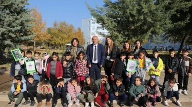 Diyarbakır'da Final İlkokulu öğrencileri yeşil vatan için fidan dikti