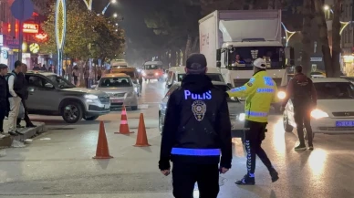 Tatvan emniyet müdürlüğü 953 kişi ve 292 aracı denetledi