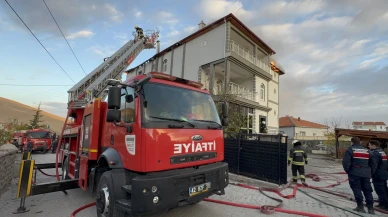 Konya'nın Kulu ilçesinde müstakil evde çıkan yangın itfaiye ekiplerince söndürüldü