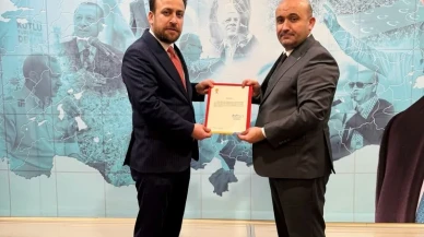 Eskişehir'de AK Parti'nin ilçe başkanları belirlendi ve yeni görevlendirmeler yapıldı