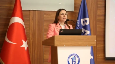 Bartın Üniversitesi yapay zekâ eğitimleriyle dijital dönüşüme katkı sunuyor