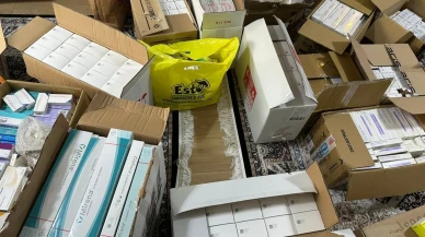 İstanbul'da usulsüz ilaç satışı yapan eczaneye operasyon düzenlendi ve 2 bin 500 adet