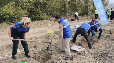 Samsun'un Canik ilçesinde 11 Kasım Milli Ağaçlandırma Günü'nde fidan dikim etkinliği düzenlendi