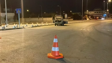 Karaman'da iki otomobilin çarpışması sonucu LPG tankı yerinden çıktı ve gaz kaçağı paniği