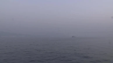 İstanbul’da yoğun sis Üsküdar sahili ve Boğaz’ı etkiledi