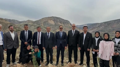 Sincik’te öğrenciler yeşil gelecek için fidan dikti