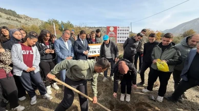 Adıyaman'ın Gölbaşı ilçesinde şehitlerin isimleri hatıra ormanında yaşatıldı